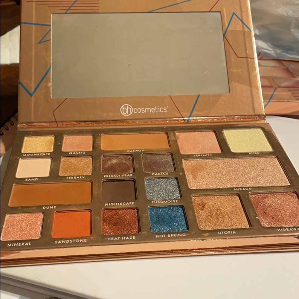 SOLD Bh Cosmetics “Desert Oasis” Palette